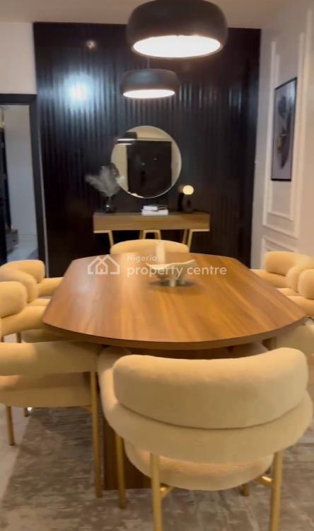 Luxury 2 Bedroom Apartment with Pool,gym,ps5, Netflix, Lekki Phase 1, Lekki, Lagos, Flat / Apartment Short Let