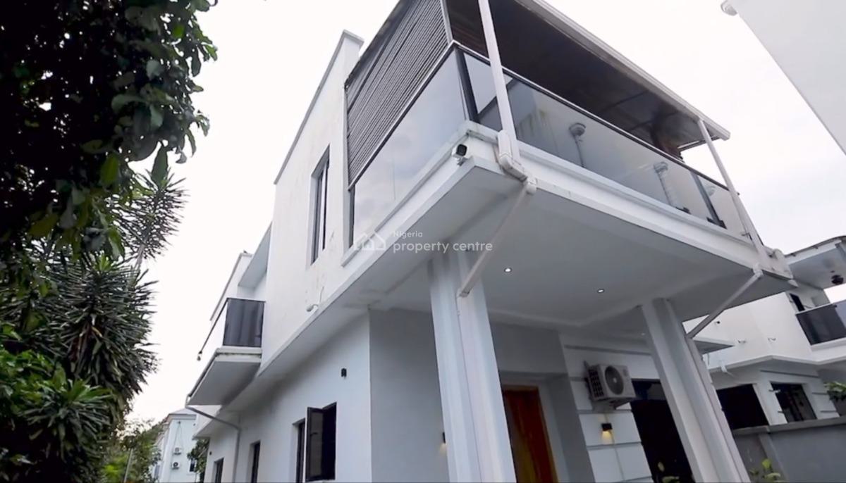 Beautiful and New 4 Bedrooms, Self Compound, Off Oduduwa Way, Ikeja Gra, Ikeja, Lagos, Flat / Apartment Short Let