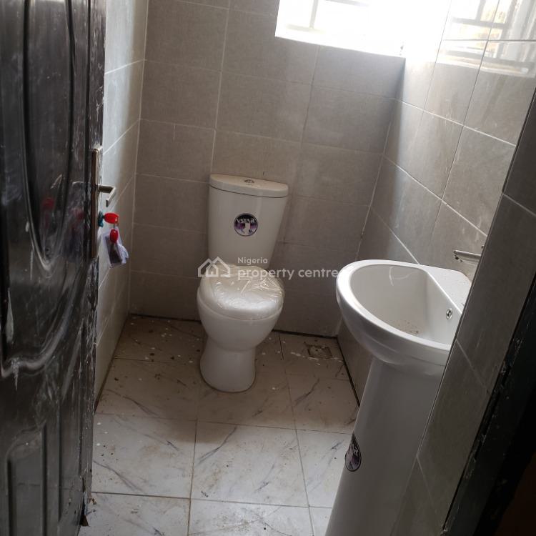 For Rent Brand New 2 Bedroom Flat, Dakibiyu, Jabi, Abuja 2 Beds, 3