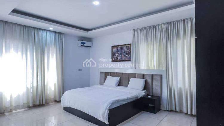 Luxury 3 Bedrooms with Ps5, New Horizon 2 Estate, Ikate Elegushi, Lekki, Lagos, Flat / Apartment Short Let