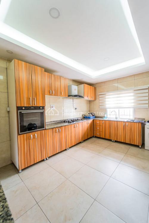 Luxury 3 Bedrooms with Ps5, New Horizon 2 Estate, Ikate Elegushi, Lekki, Lagos, Flat / Apartment Short Let