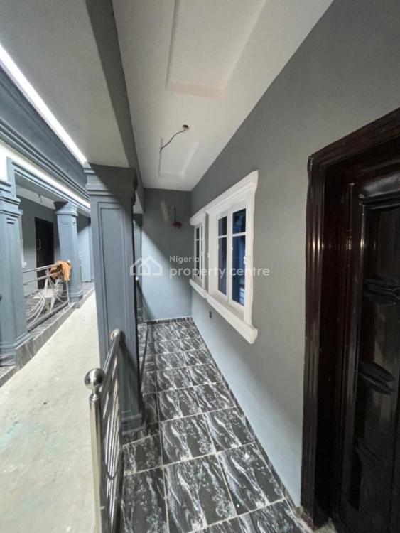 Nicely Built 3 Bedroom Flat, Adeoje Estate, Akala Expressway, Apata, Ibadan, Oyo, Flat / Apartment for Rent