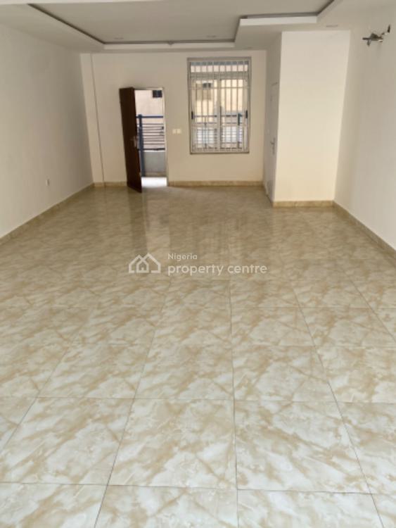 Plaza/complex, Off Aminu Kano Crescent, Wuse 2, Abuja, Plaza / Complex / Mall for Sale