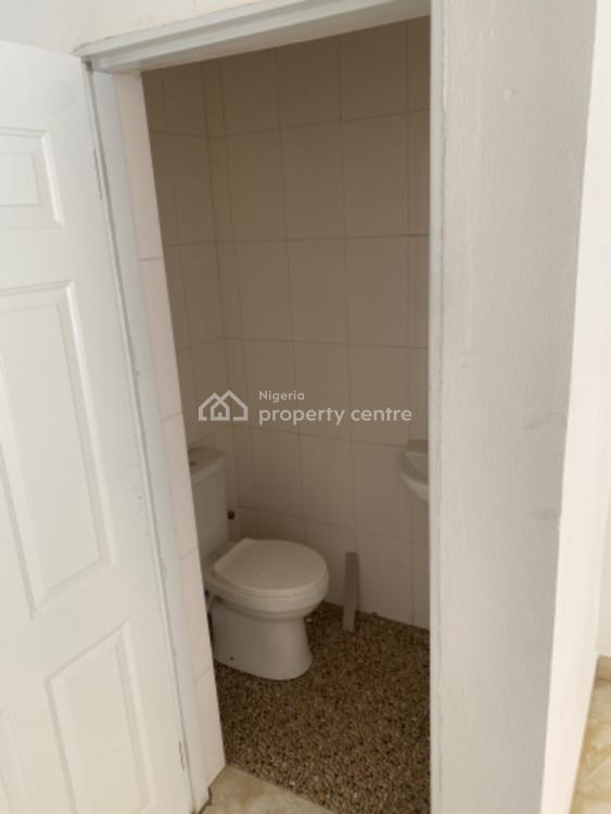 Plaza/complex, Off Aminu Kano Crescent, Wuse 2, Abuja, Plaza / Complex / Mall for Sale