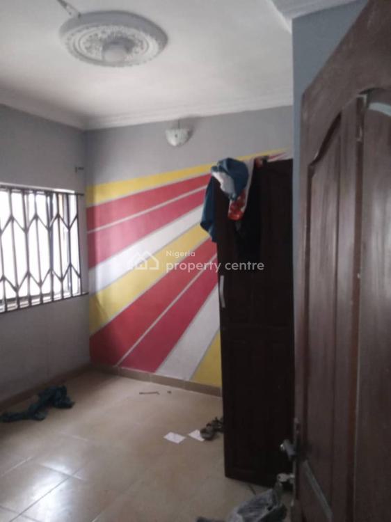 For Rent 2 Bedroom Flat, College Road, Ogba, Ikeja, Lagos 2 Beds, 2