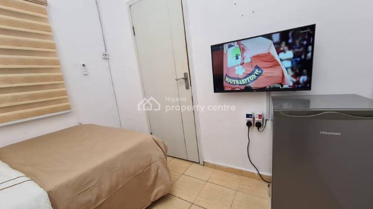 Luxury Bq with All The Necessary Amenities to Blow Your Mind Away, Off Freedom Way, Lekki, Lagos, Flat / Apartment Short Let
