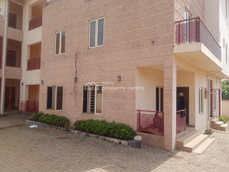 For Rent Spacious And Well Built 1 Bedroom Flat, Jahi, Abuja 1 Beds