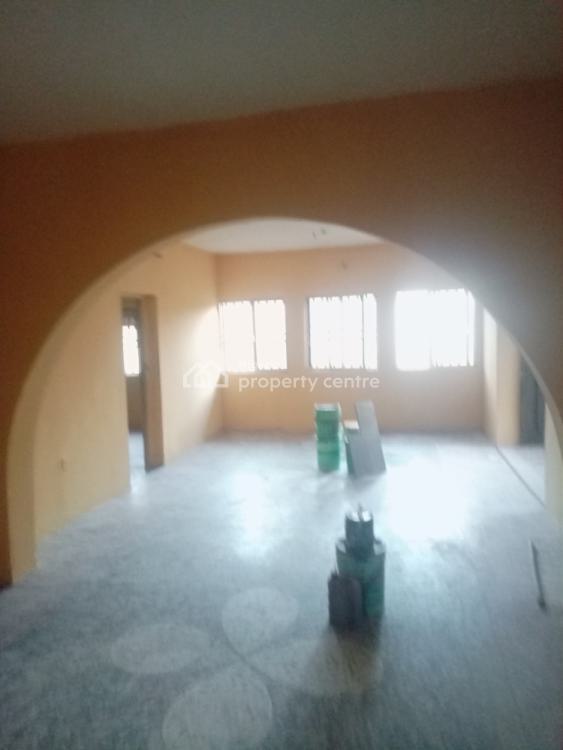 For Rent Newly Refurbished 3 Bedroom At Good Location, Unity Estate