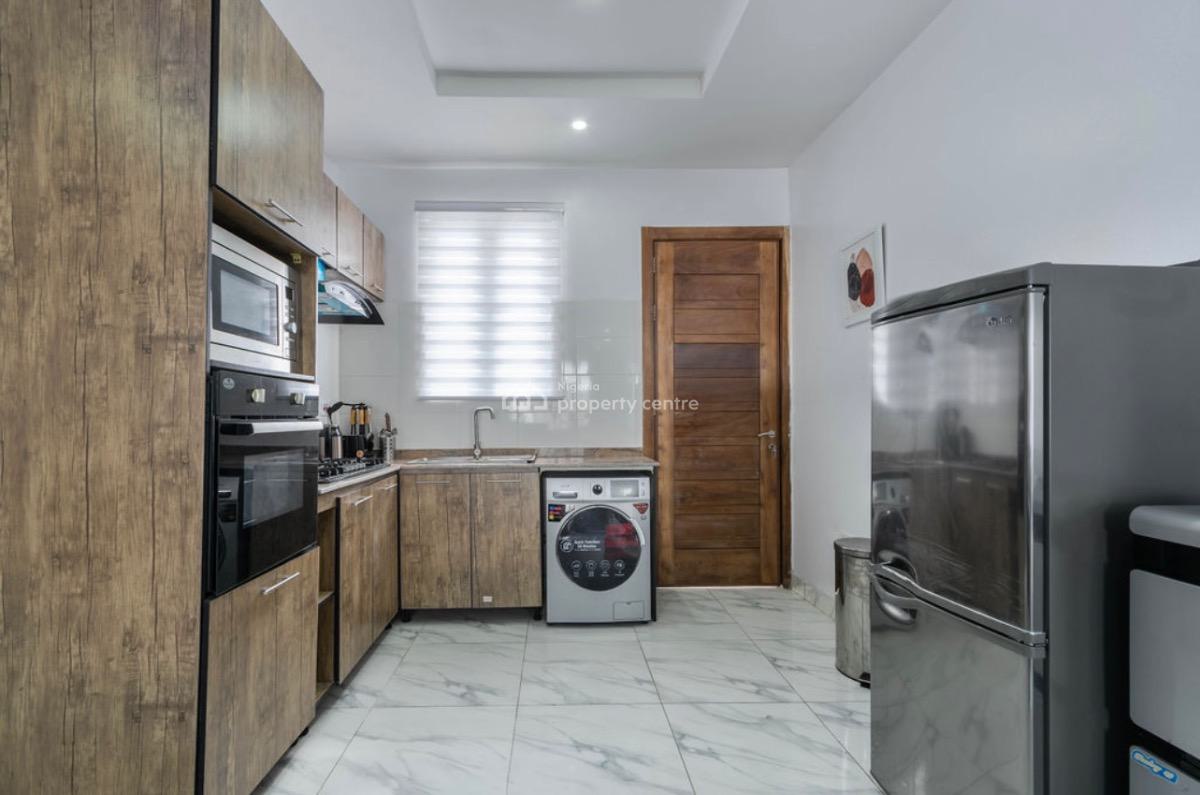 Terra; Chic 2-bedroom All En-suite, Lcc Road, Chevron, Lekki, Lagos, Flat / Apartment for Rent