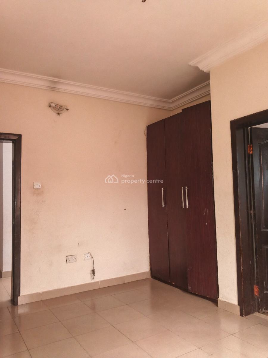 a Very Sharp and Lovely 3 Bedroom Flat Apartment with All Rooms Ensuit, Ado Road, Very Close to Blenco Super Market,, Ado, Ajah, Lagos, Flat / Apartment for Rent