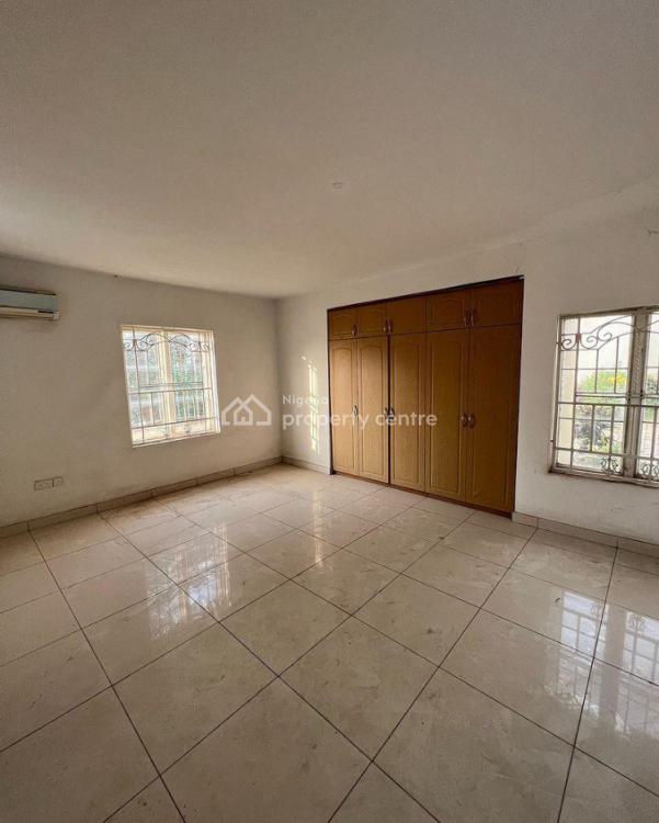Investment Deal 6 Units of 3 Bedroom,6 Units of 2 Bedroom & 12 Units of Sq, Wuse 2, Abuja, House for Sale