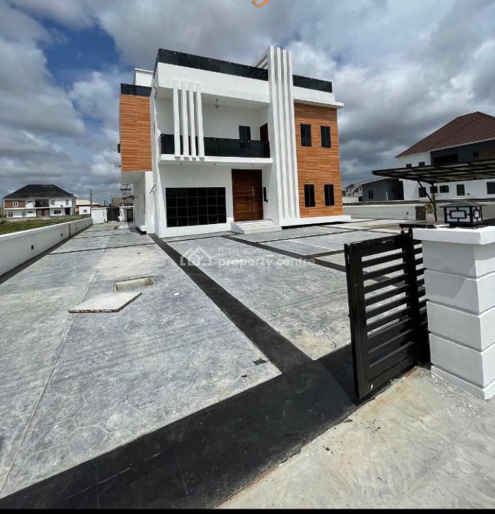 For Sale Luxury 5 Bedroom Home With Pool, Chaplin Estate, Ajah, Lagos