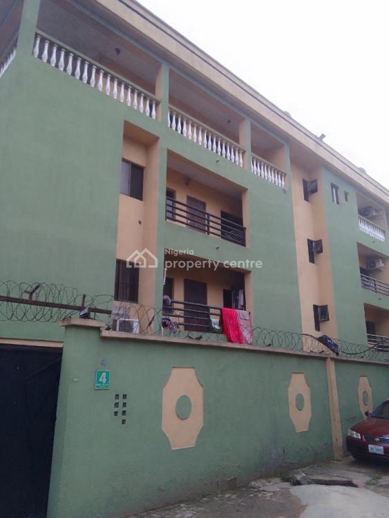 3 Bedroom Flat, 4, Muri Busari Close, Adeniyi Jones, Ikeja, Lagos, Flat / Apartment for Rent