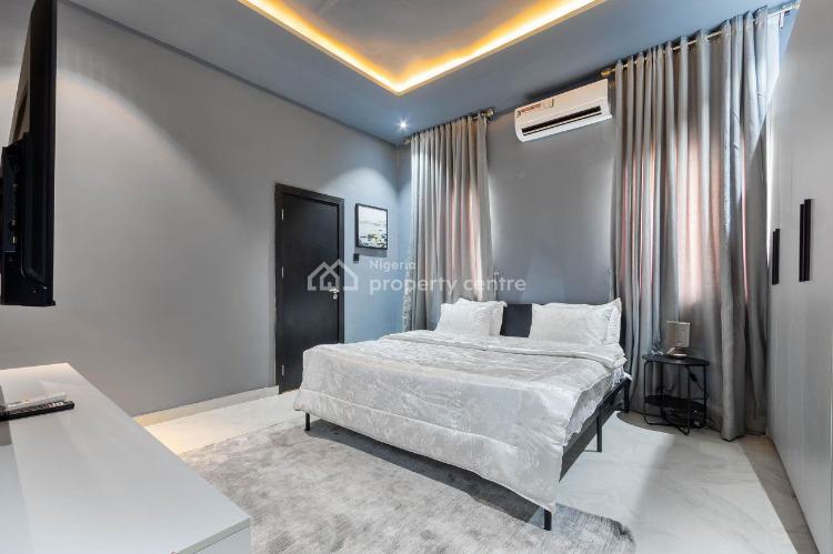 2 Bedroom Luxurious Apartment, Lekki Phase 1, Lekki, Lagos, Flat / Apartment Short Let