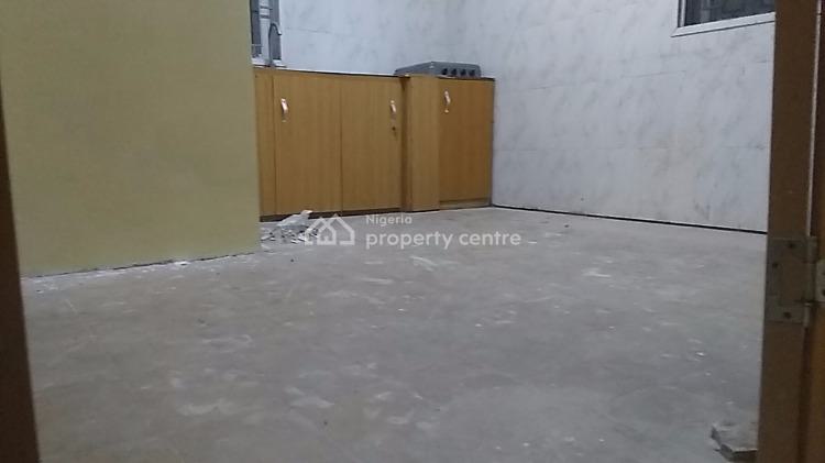 Exquisitely Finished, Spacious, Semi Furnished, Serviced Mini Flat, Yaba, Lagos, Mini Flat (room and Parlour) for Rent