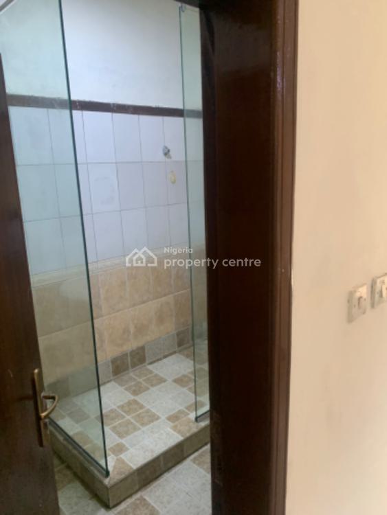 Spacious 3 Bedrooms Flat, Agungi, Lekki, Lagos, Flat / Apartment for Rent