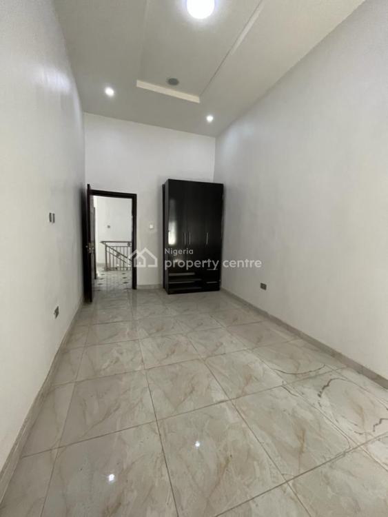 2 Bed Semi-detached W/bq, Chevron, Lekki, Lagos, Semi-detached Duplex for Sale