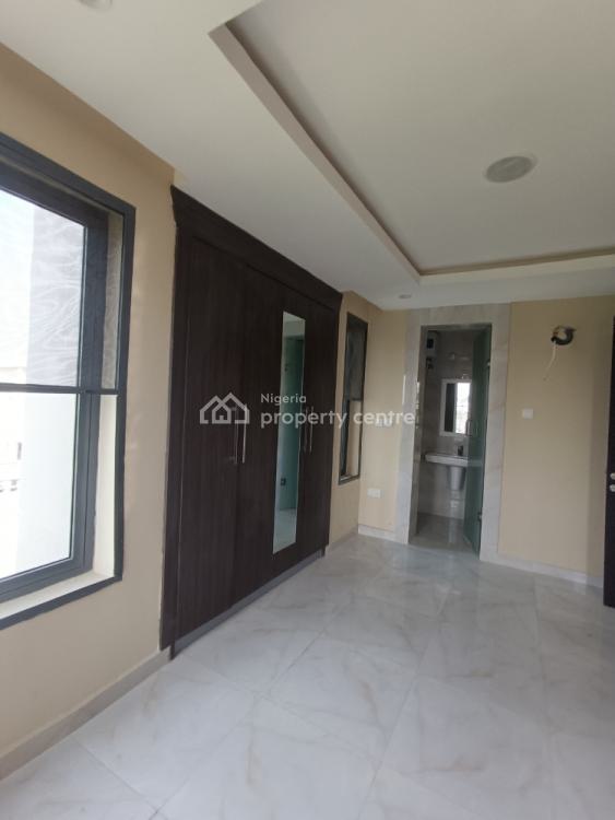 For Rent A Brand New 2 Bedroom Flat, North West Felling Station, Lekki