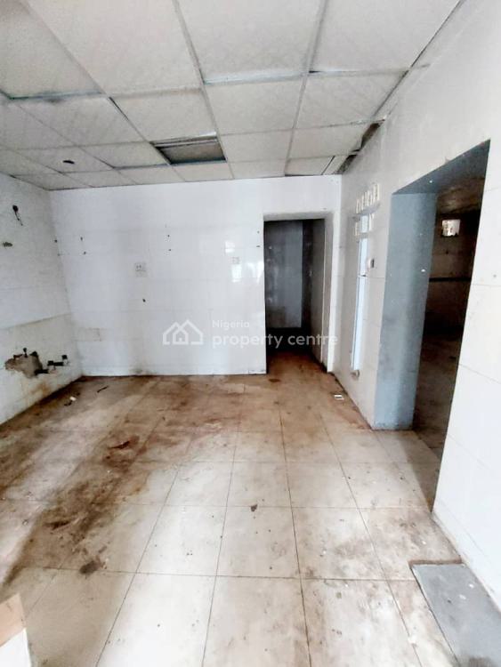 Commercial Restaurant Space, Falomo, Ikoyi, Lagos, Restaurant / Bar for Rent