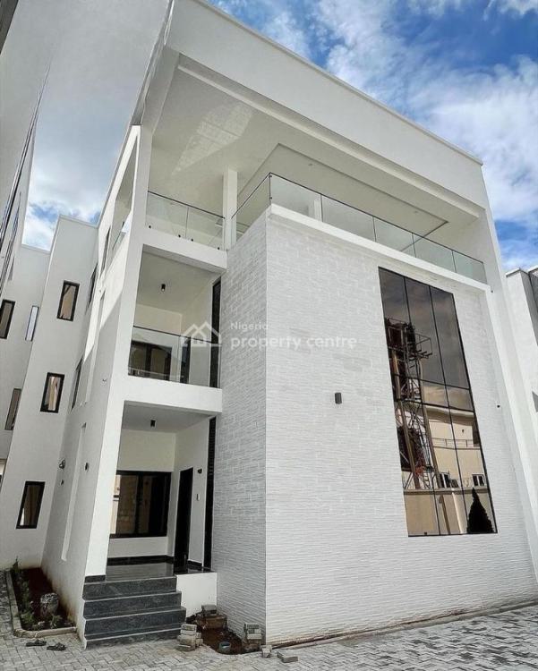 For Sale Magnificent 5 Bedroom Semi Detached 3 Living Rooms, Gilmore