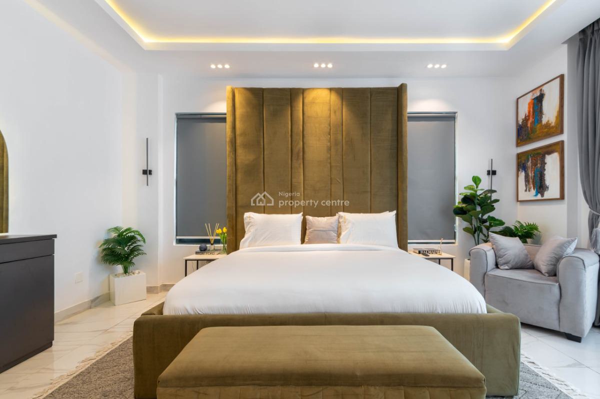 Luxury 2 Bedroom Apartment with 24/7 Light, Pool and Netflix, Lekki Phase 1, Lekki, Lagos, Flat / Apartment Short Let