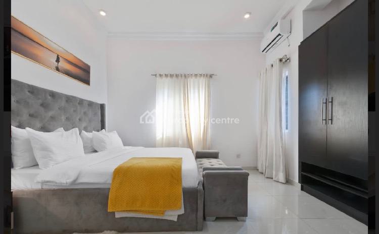 Beautiful Three(3) Bedrooms Apartment with Pool, Grey Heaven Gate Estate, Lekki Phase 1, Lekki, Lagos, Flat / Apartment Short Let