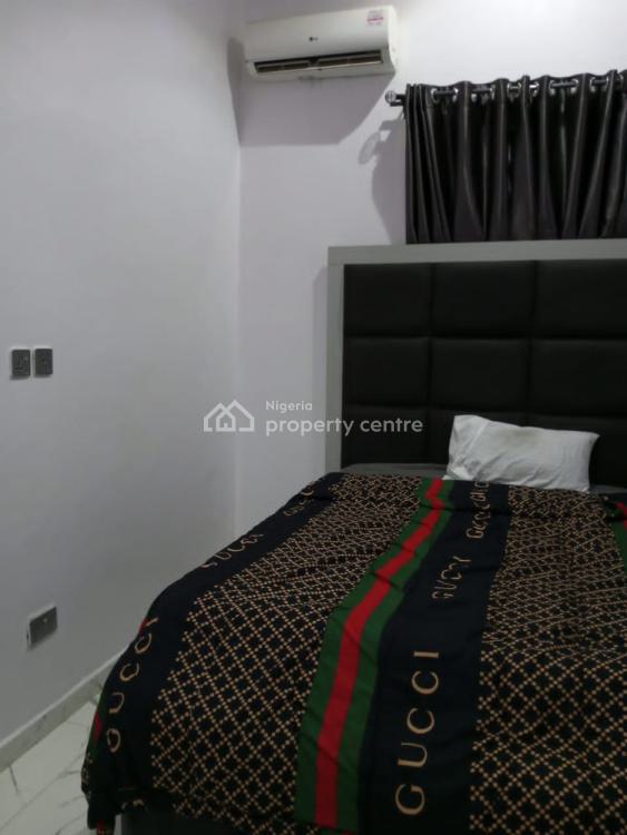 4 Bedrooms Semi Duplex, Chevron, Lekki, Lagos, Semi-detached Duplex Short Let