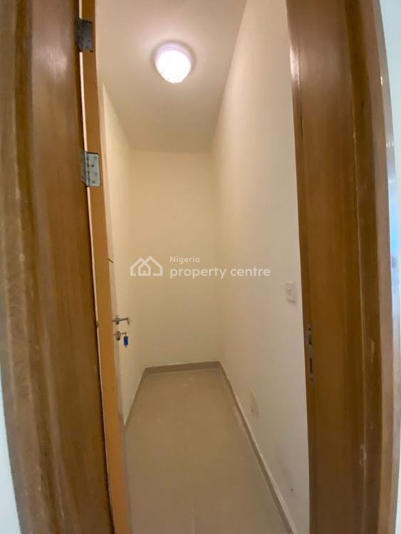 Standard 2 Bedrooms Apartment with 24hrs Power, 14 Williams Street, Banana Island, Ikoyi, Lagos, Flat / Apartment for Rent