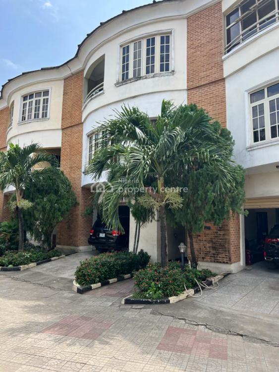 For Sale 4 Bedroom Terrace Duplex With A Room Bq, Yabatech Gra, Yaba