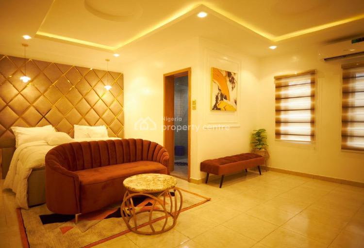 3 Bedrooms Luxury Apartment, Gra Phase 2, Magodo, Lagos, Flat / Apartment Short Let