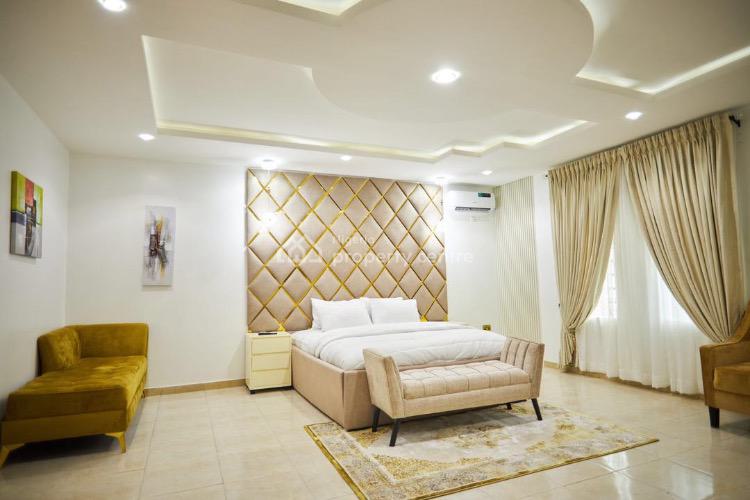 3 Bedrooms Luxury Apartment, Gra Phase 2, Magodo, Lagos, Flat / Apartment Short Let