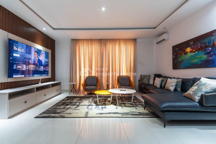 Luxury 2 Bedroom with Swimming Pool, Gym and Rooftop, Lekki Phase 1, Lekki, Lagos, Flat / Apartment Short Let