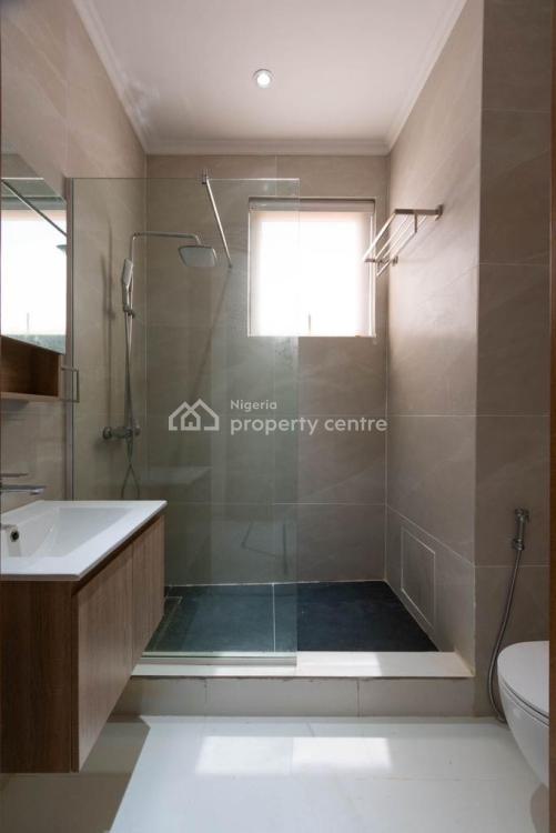 Luxury 2 Bedroom Apartment with Swimming Pool, Gym and Rooftop, Lekki Phase 1, Lekki, Lagos, Flat / Apartment Short Let