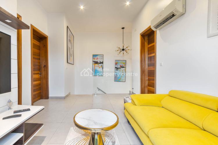 Stellar 3 Bedrooms with All Shades of Luxury Living, Off Lawrence Road, Ikoyi, Lagos, Terraced Duplex Short Let