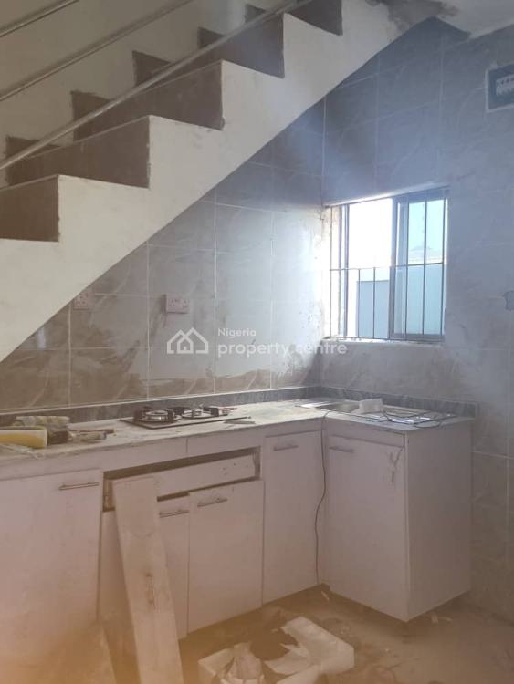 an Executive Mini Flat with 2 Toilet and Bath, Welmar., Isheri, Lagos, Flat / Apartment for Rent