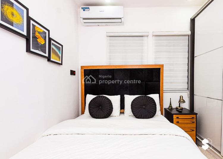 a  Beautiful One (1) Bedroom Apartment, Lekki, Lagos, Flat / Apartment Short Let