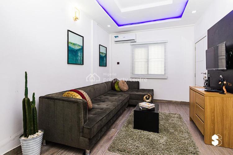 a  Beautiful One (1) Bedroom Apartment, Lekki, Lagos, Flat / Apartment Short Let