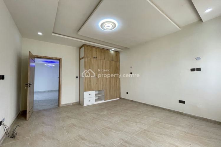Stunning 2 Bedroom Flat with Solar Inverter, Ajah, Lagos, Flat / Apartment for Rent