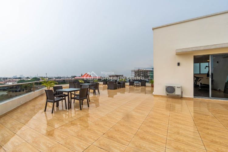 Luxury 2 Bedroom Apartment with Ps5 Game, Pool, Rooftop, Balcony & Gym, Periwrinkle Estate, Lekki Phase 1, Lekki, Lagos, Flat / Apartment Short Let