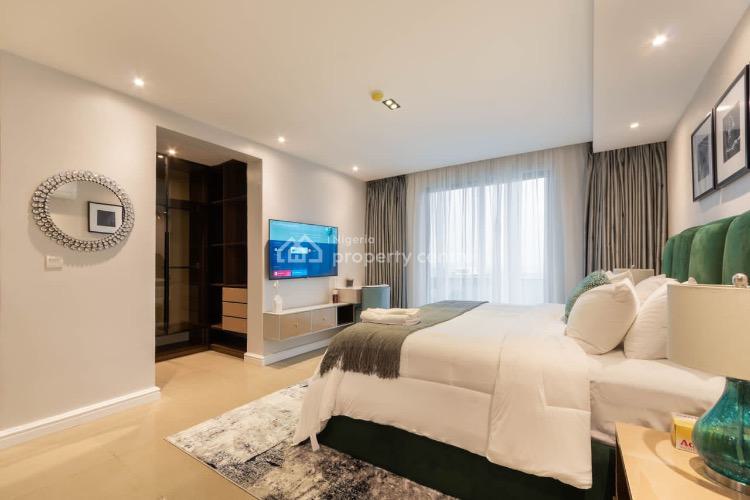 Luxury 2 Bedroom Apartment with Ps5 Game, Pool, Rooftop, Balcony & Gym, Periwrinkle Estate, Lekki Phase 1, Lekki, Lagos, Flat / Apartment Short Let