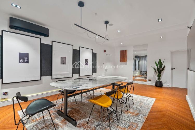 3 Bedrooms Apartment with Pool & Beautiful Views, Cooper Road, Ikoyi, Lagos, Flat / Apartment Short Let