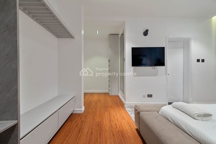 3 Bedrooms Apartment with Pool & Beautiful Views, Cooper Road, Ikoyi, Lagos, Flat / Apartment Short Let