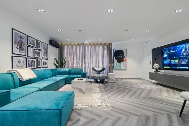 3 Bedrooms Apartment with Pool & Beautiful Views, Cooper Road, Ikoyi, Lagos, Flat / Apartment Short Let