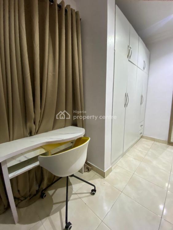 Beautiful 1 Bedroom Apartment, Lekki Phase 1, Lekki, Lagos, Flat / Apartment Short Let