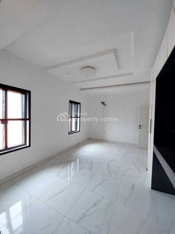 4 Bedroom Maisonette, Lekki Phase 1, Lekki, Lagos, Block of Flats for Sale