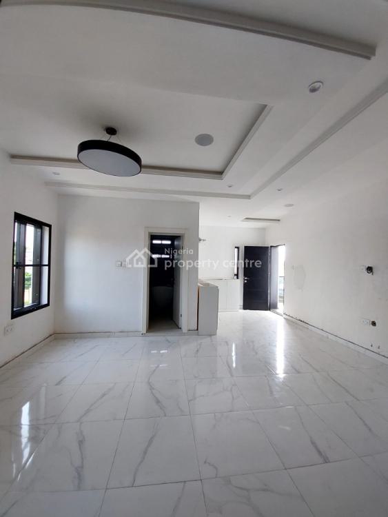 4 Bedroom Maisonette, Lekki Phase 1, Lekki, Lagos, Block of Flats for Sale