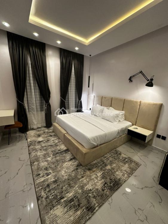 2 Bedrooms Smart Apartment, Lekki Phase 1, Lekki, Lagos, Flat / Apartment Short Let