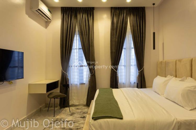 2 Bedrooms Smart Apartment, Lekki Phase 1, Lekki, Lagos, Flat / Apartment Short Let