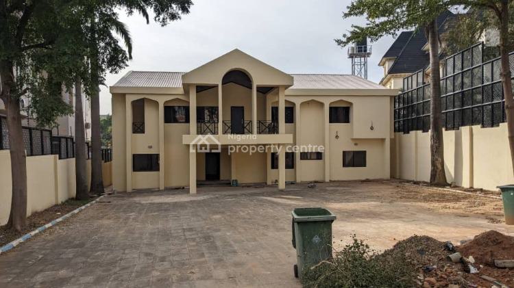 Well Renovated 5 Bedroom Fully Detached  with 3 Room Bq, Maitama District, Abuja, Detached Duplex for Rent