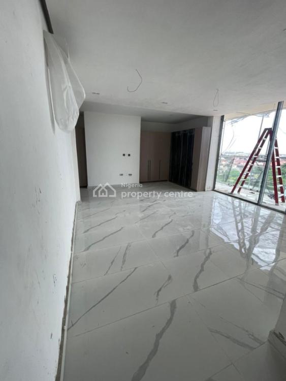 Luxurious 3 Bedrooms Apartment Flat with a Bq, Lekki, Lagos, Flat / Apartment for Sale